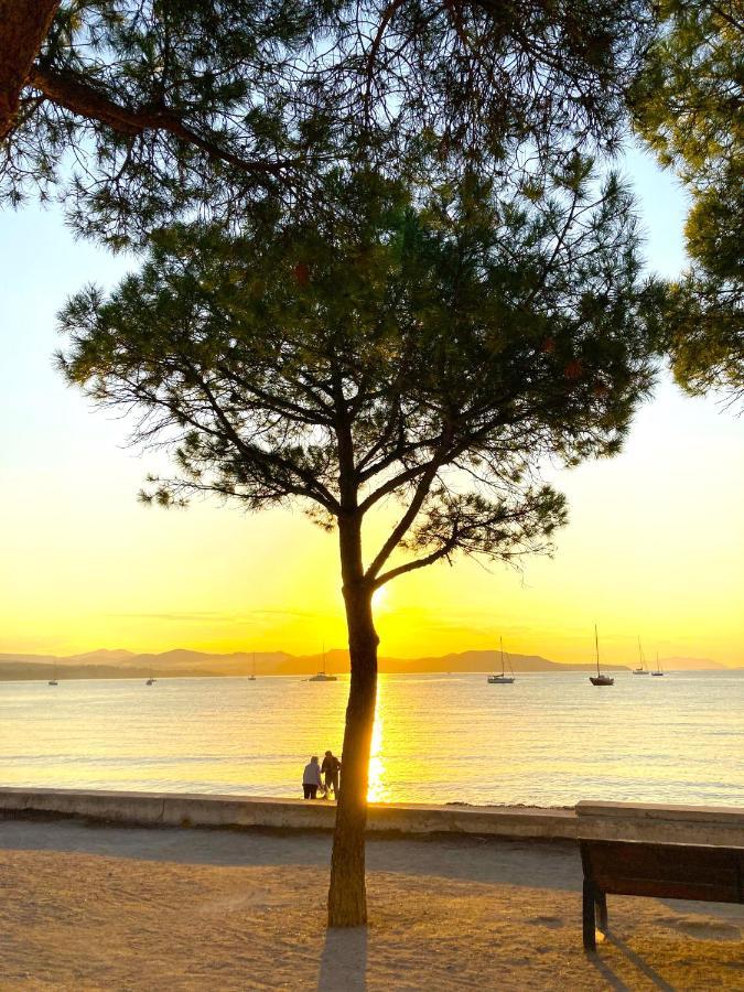 Blue Summer Vibes Mini Studio For Two, Ac, Parking, Beach At 50M, Spa Access -2 La Ciotat Buitenkant foto